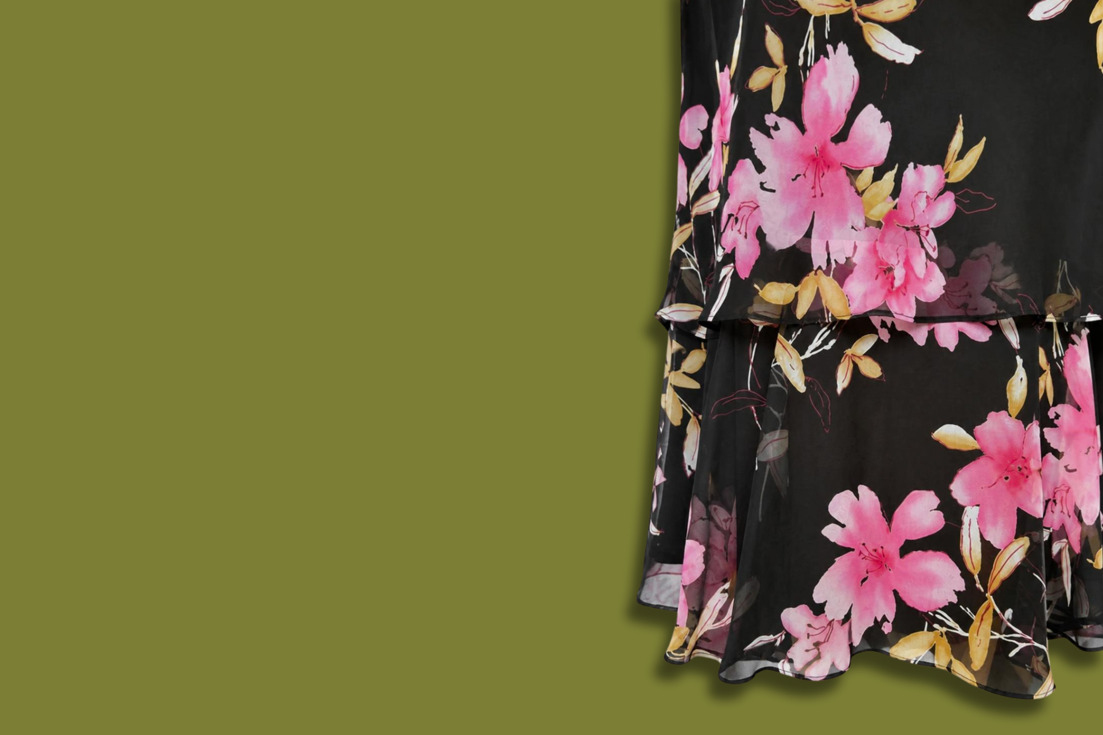 Floral Tiered Maxi Dress (Plus Sized)