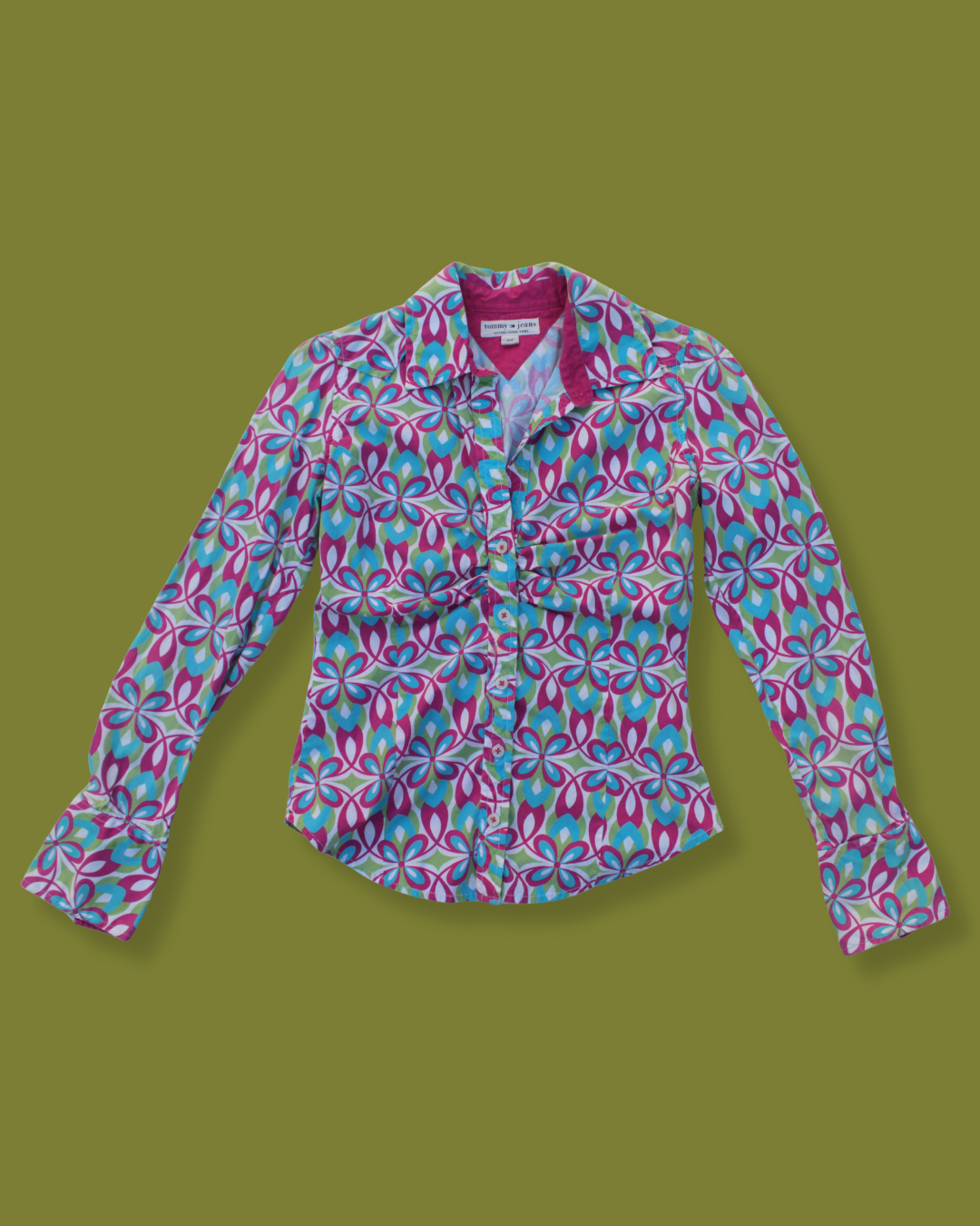 Bright Floral 70s style Fitted Button-up