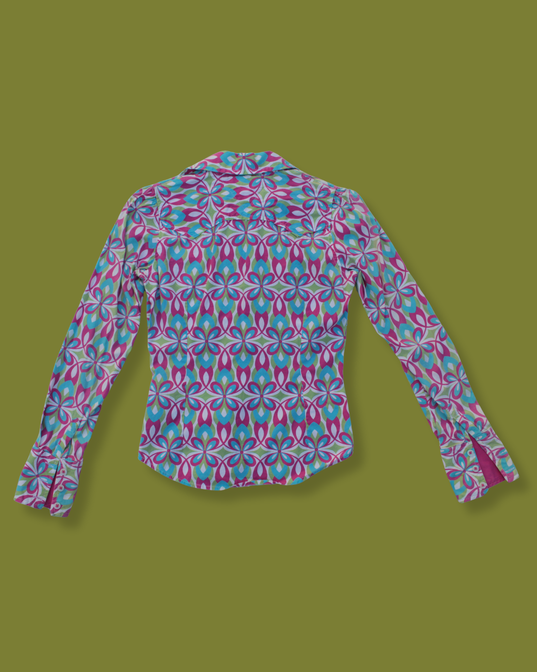 Bright Floral 70s style Fitted Button-up