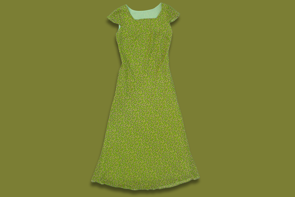 "Ditsy" Floral Maxi Dress