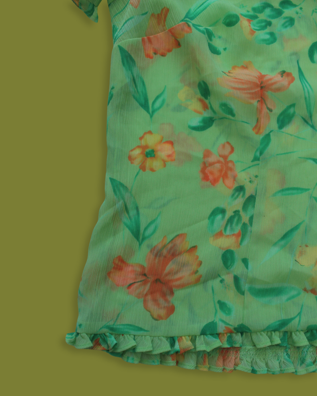 Floral Ruffle-hem Plus Button Down