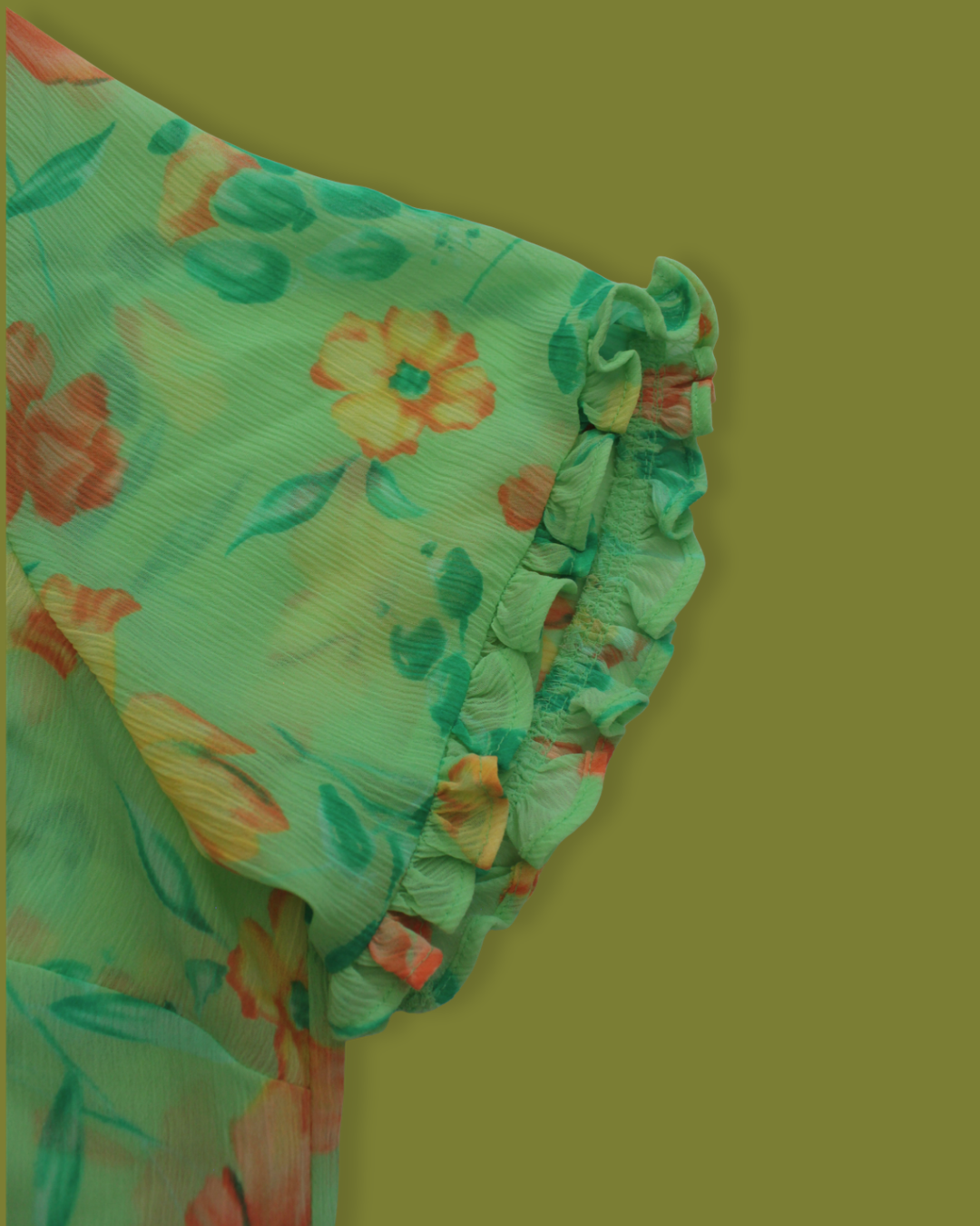 Floral Ruffle-hem Plus Button Down