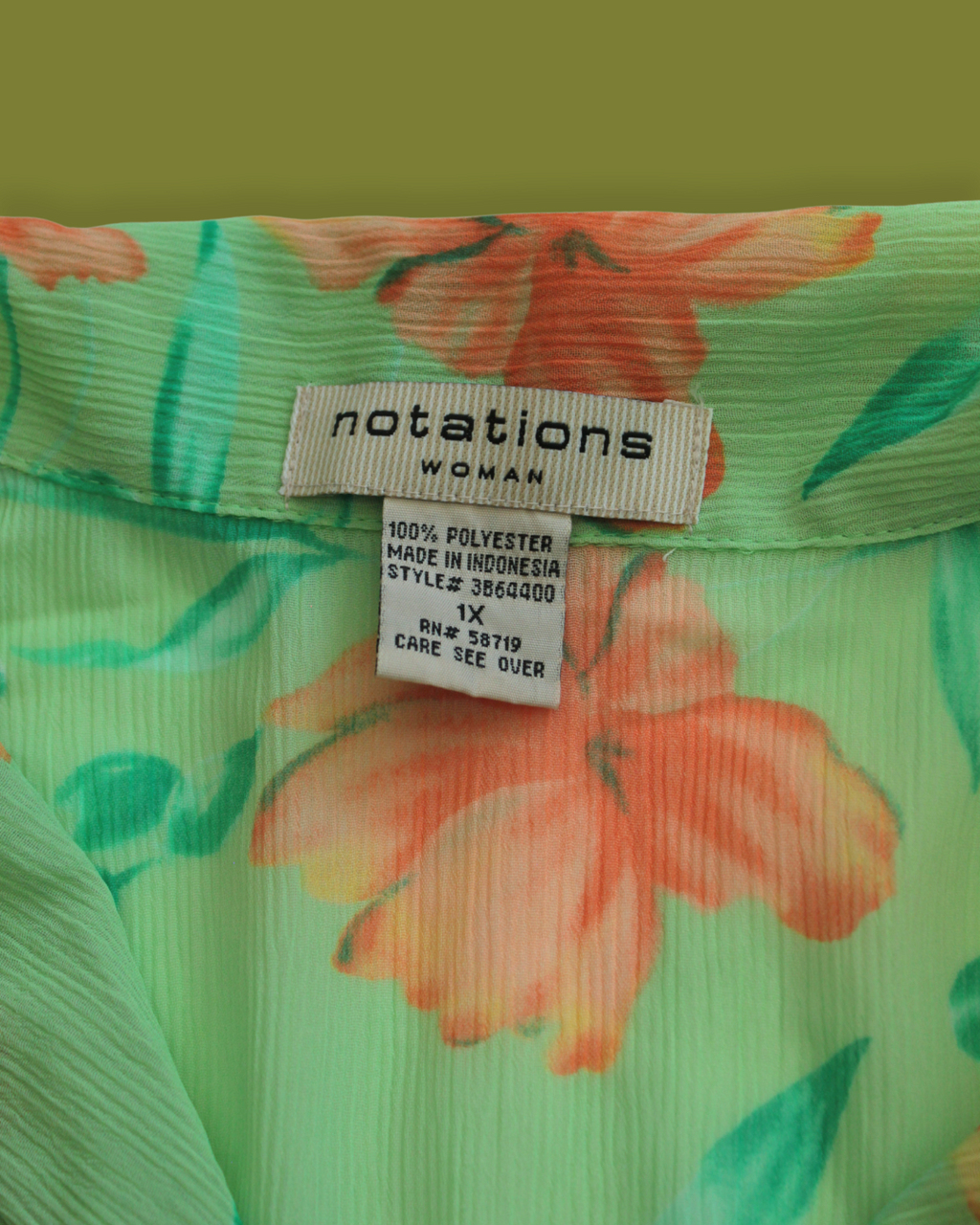 Floral Ruffle-hem Plus Button Down