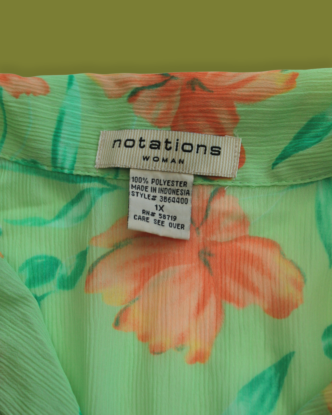 Floral Ruffle-hem Plus Button Down