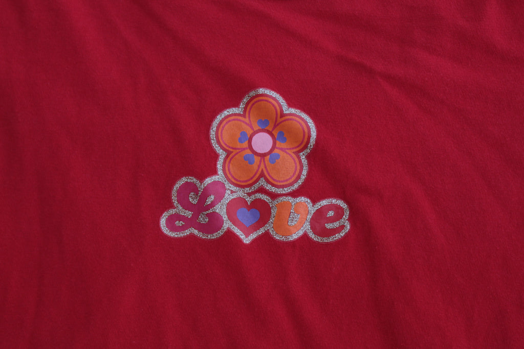 Y2K Glittery "Love" Graphic Baby-Tee