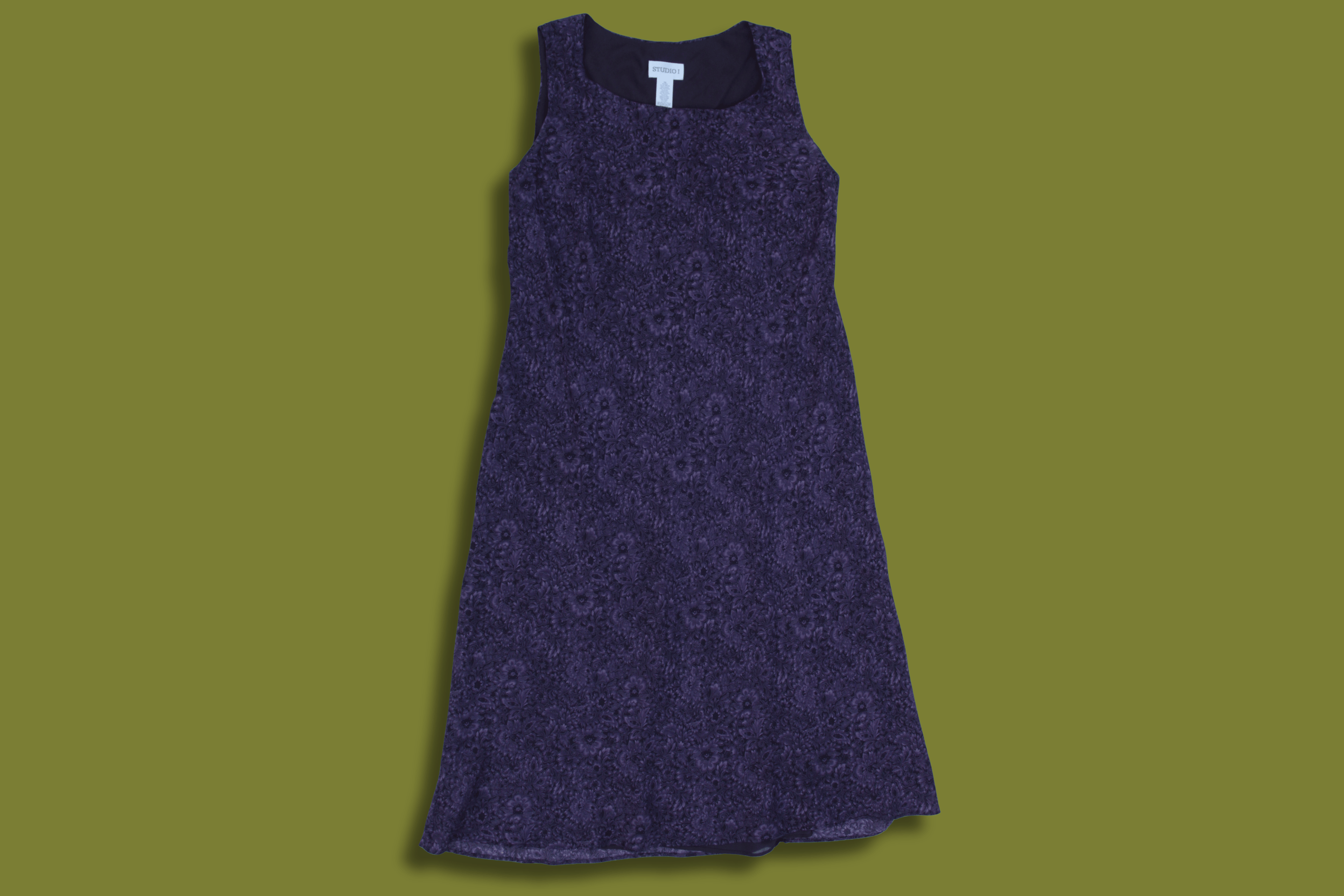 Floral Scoop-neck Maxi Dress (Plus Sized)