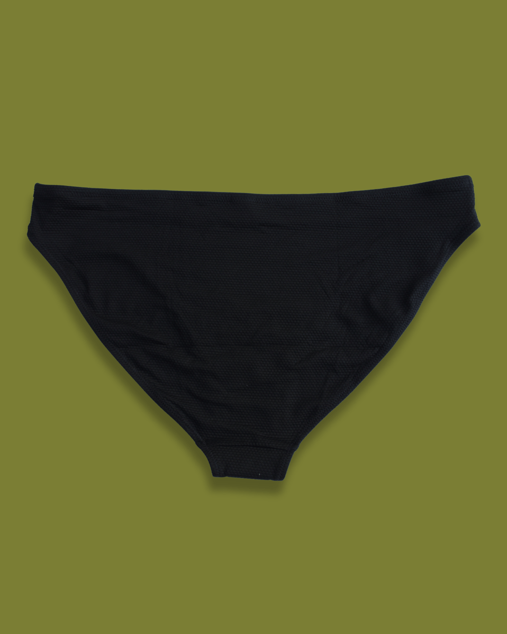 Scalloped Mid-rise Bikini Bottoms (Plus-sized)
