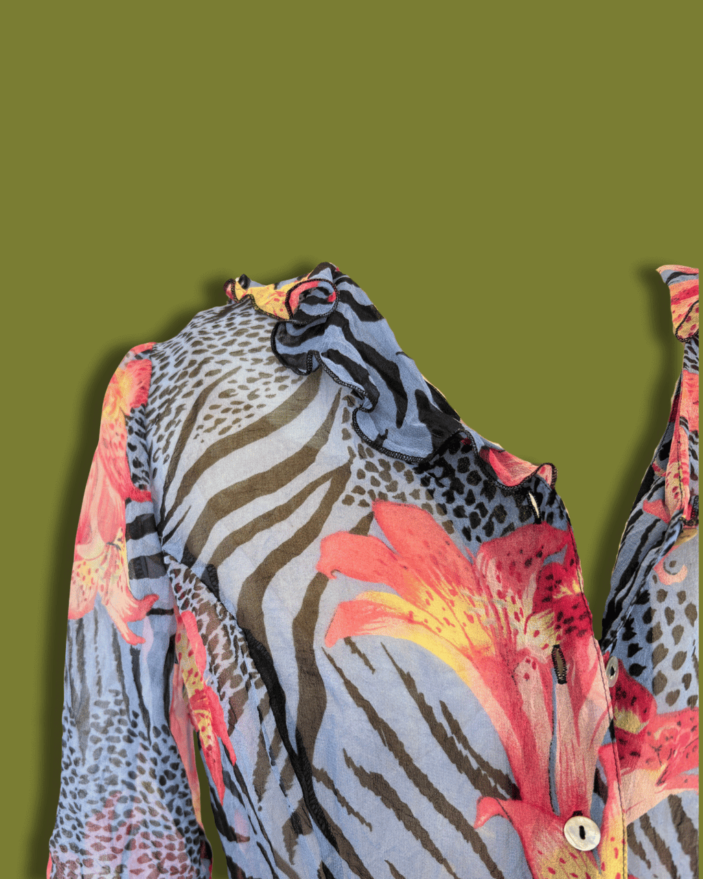 Tropical Quarter-sleeve Ruffled Button-down