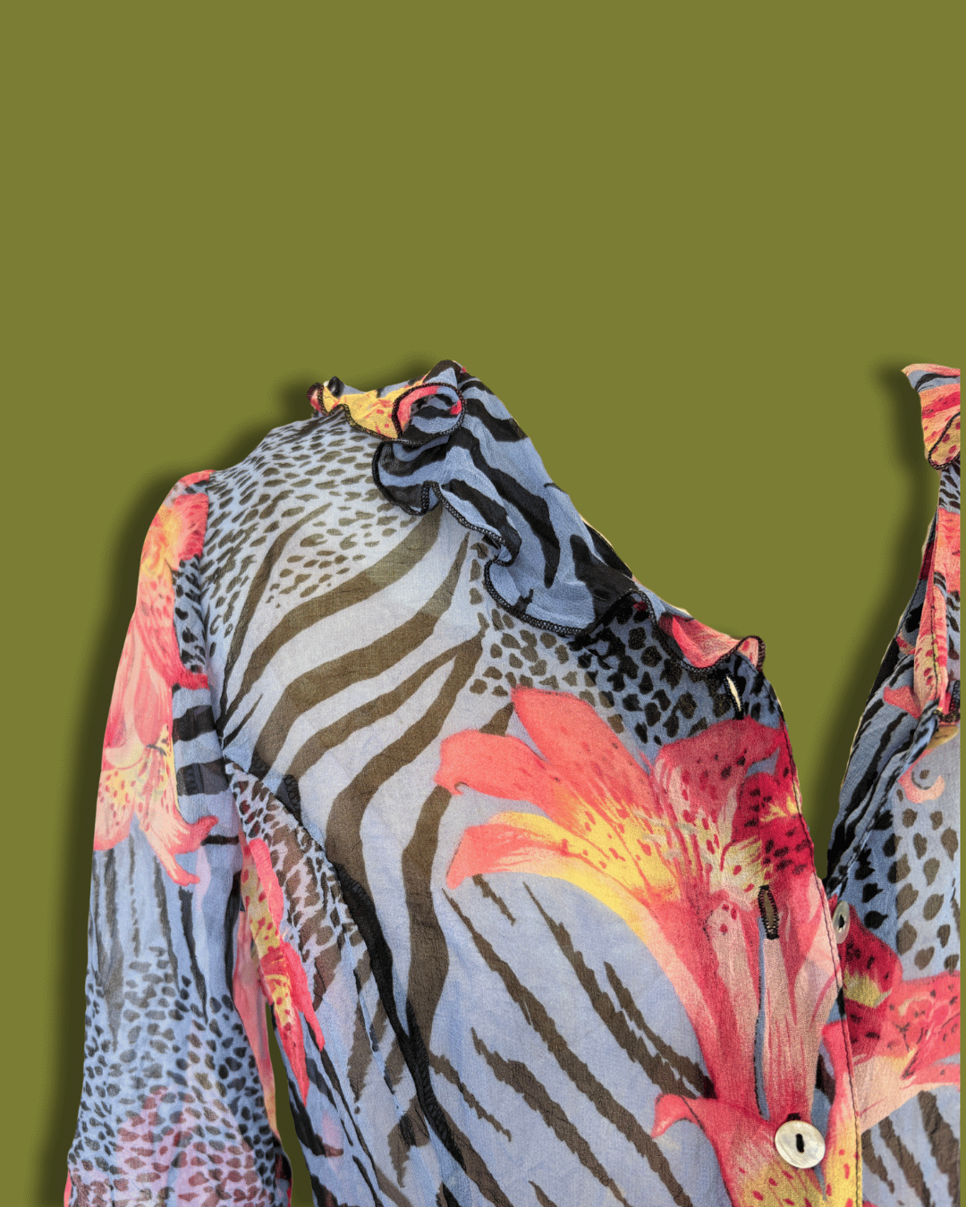 Tropical Quarter-sleeve Ruffled Button-down